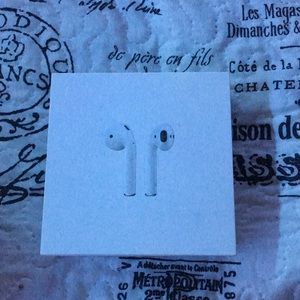 AirPods
